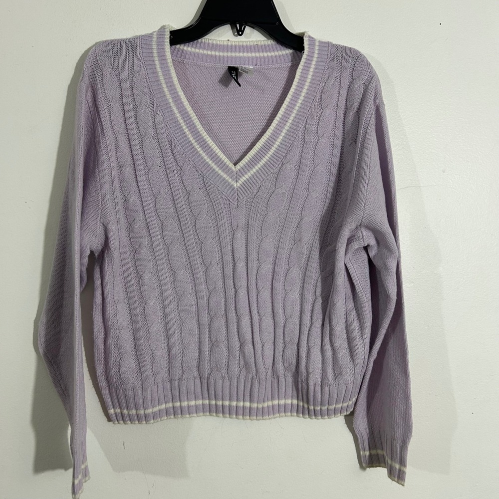 H&M Divided Sweater Womens Large Purple White V-Neck Cable Knit Preppy Academia